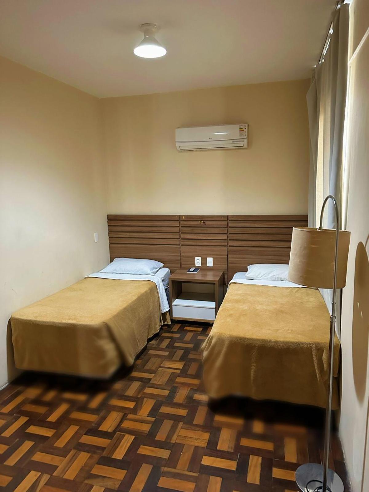 Umbu Hotel Porto Alegre - Centro Histórico - Prox Aeroporto 15min Habitación foto