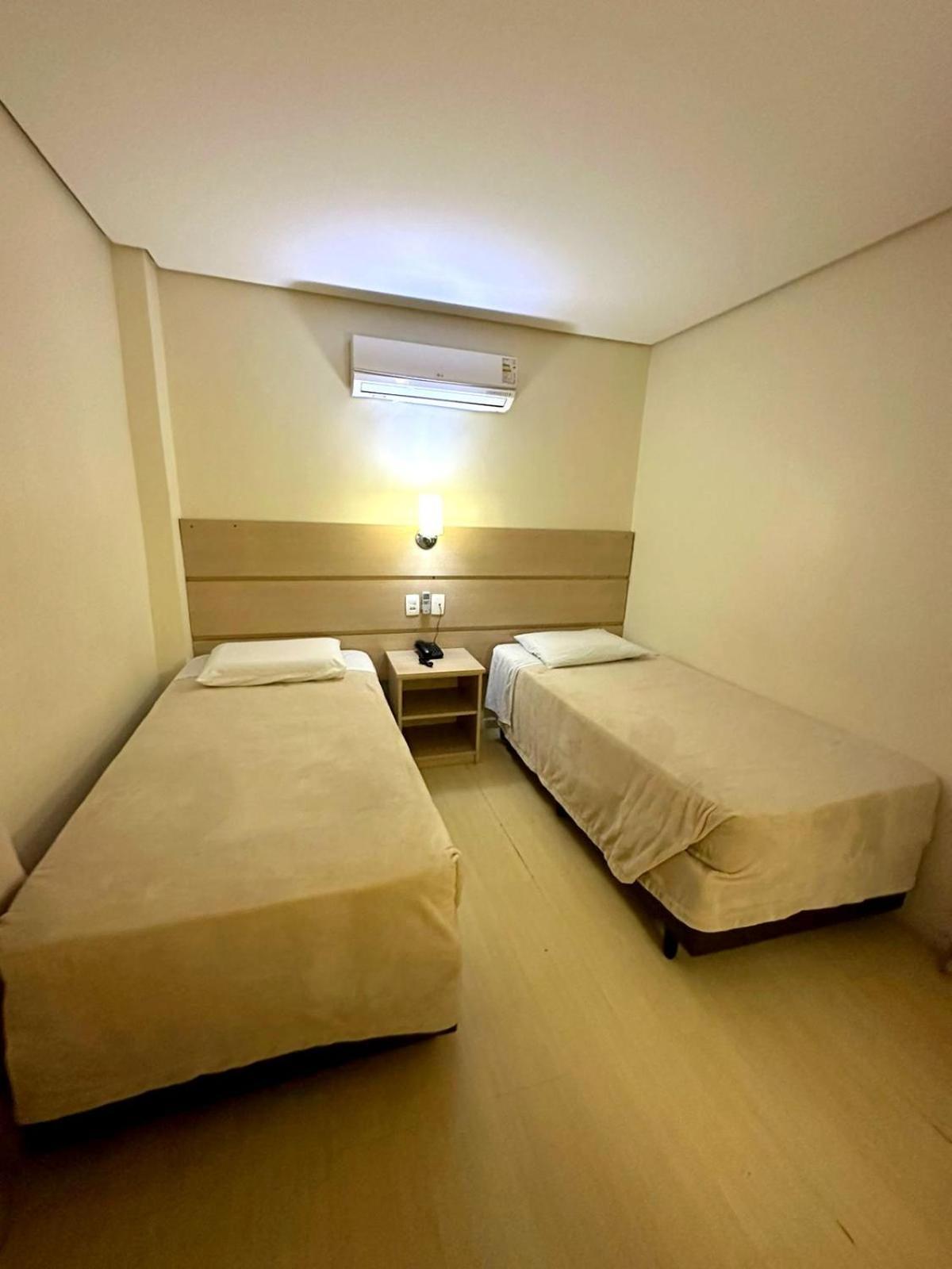 Umbu Hotel Porto Alegre - Centro Histórico - Prox Aeroporto 15min Habitación foto